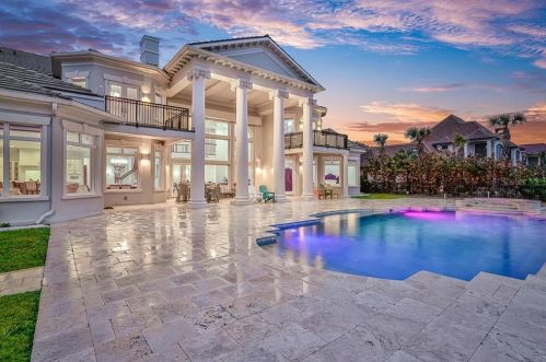 535 Ocean Shore Blvd, Ormond Beach FL  32176-5401 exterior