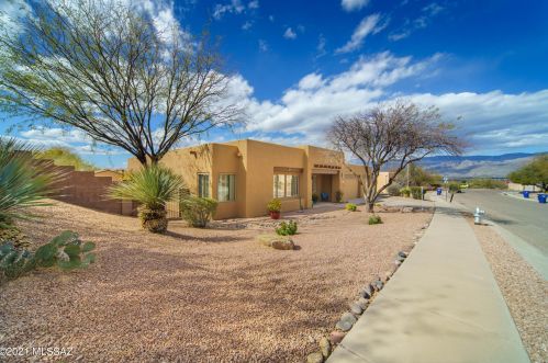 553 Dijon Ct, Tucson, AZ 85748-1947