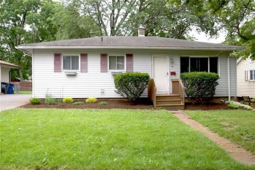 65 Perry Pl, Canandaigua, NY 14424-1203