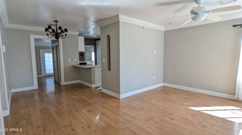 2009 17th Ave, Phoenix AZ  85007-1401 exterior