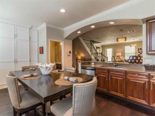 1687 Prospect Ave, Orlando FL  32814-6640 exterior