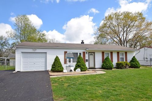 137 Flintstone Dr, New Haven, OH 45030-1412