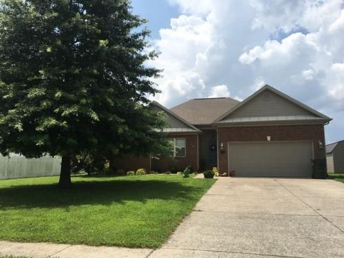 811 Feather Dr, Hopkinsville, KY 42240-8730