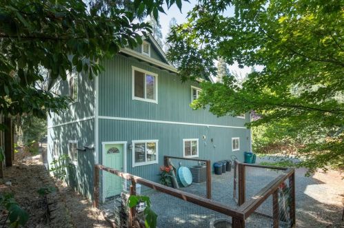 10819 Walker Dr, Grass Valley CA  95945-6912 exterior