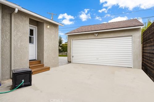 1932 Montair Ave, Long Beach CA  90815-3011 exterior