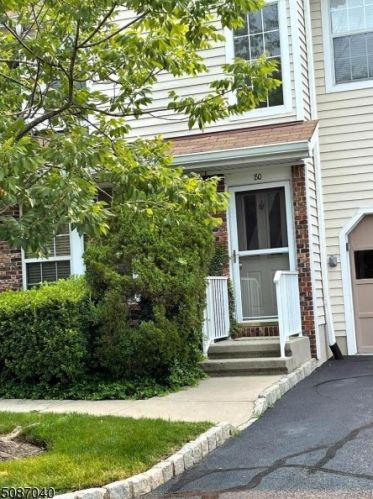 80 Pheasant Brook Ct, Bedminster, NJ 07921-2041
