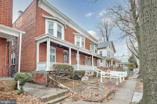 1824 Boas St, Harrisburg, PA 17103-1526