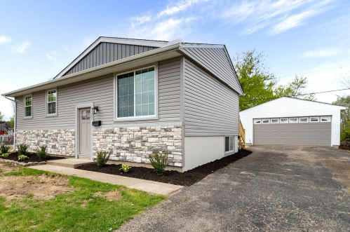 257 Stratmore St, New Carlisle, OH 45344-2938