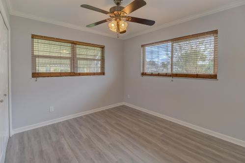 550 Anchor Ln, Fort Pierce FL  34983-2202 exterior