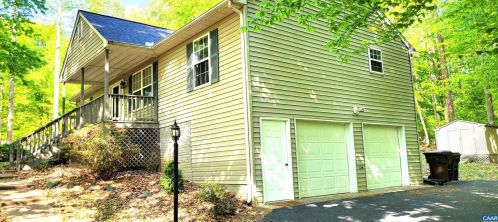 14 Riverwood Ct, Bybee VA  22963-3354 exterior