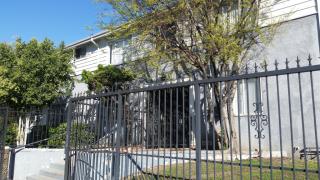 720 Crenshaw Blvd, Los Angeles CA  90005-3666 exterior