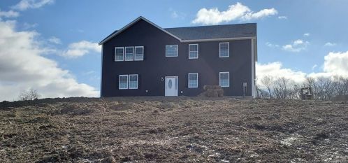 8 Mt Hope Rd, Middletown NY  10940-7128 exterior