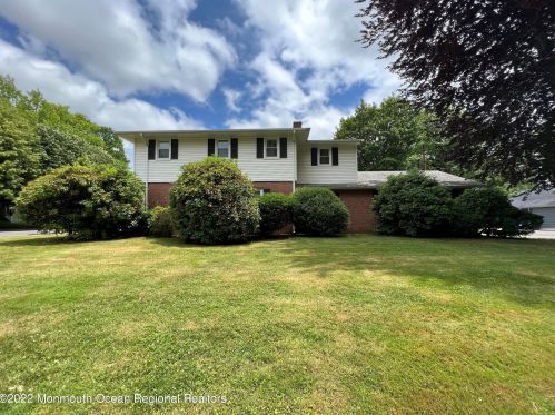 722 Grassmere Ave, Tinton Falls, NJ 07712-4333