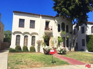 1441 Holt Ave, Los Angeles CA  90035-3671 exterior