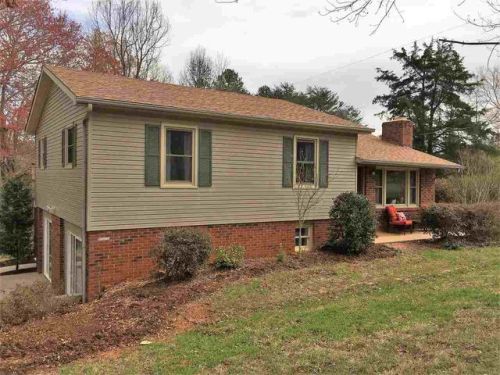690 Freewill Baptist Ch Rd, Sunshine, NC 28018-9585