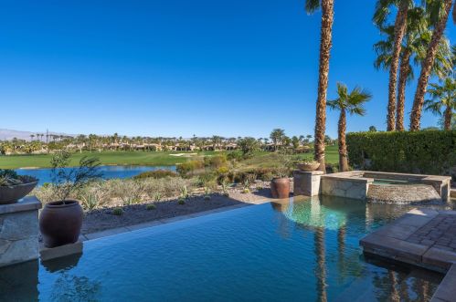 81530 Carboneras, La Quinta CA  92253-8219 exterior