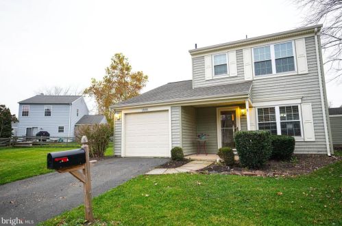 13519 Coates Ln, Herndon, VA 20171-4012