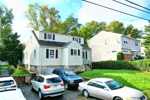 71 Burwood Ave, Stamford, CT 06902-7702