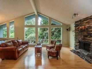 9506 140th St, Kirkland, WA 98034-5130