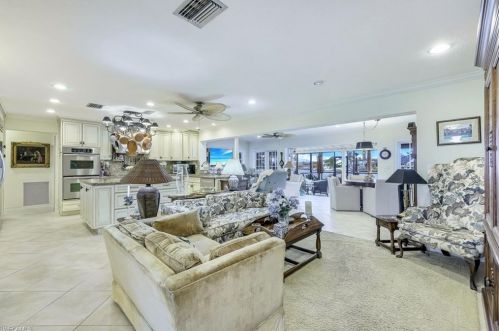 3810 1st Pl, Cape Coral FL  33904-4803 exterior