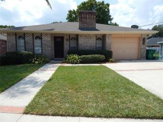 4424 Cushing St, Metairie, LA 70001-3404