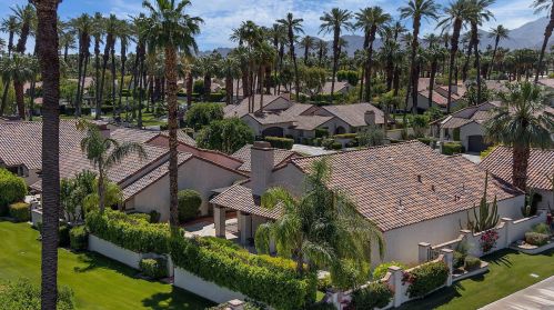 68 Calle Rivero, Rancho Mirage CA  92270-2253 exterior