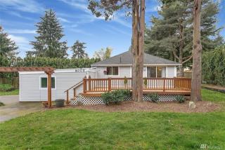 8005 143rd St, Kirkland, WA 98034-5031