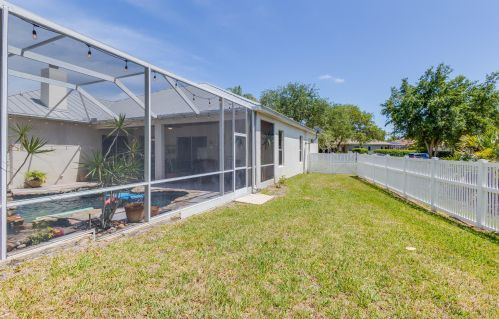 943 Carriage Hill Rd, Melbourne FL  32940-6416 exterior