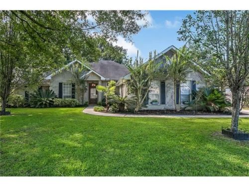 2041 White Myrtle Dr, Madisonville, LA 70447-9480