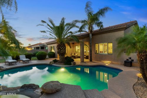 2089 Winchester Way, Chandler, AZ 85286-1281