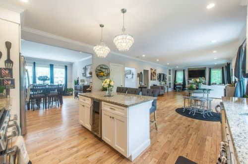 164 Mount Pleasant Ave, West Paterson NJ  07424-2732 exterior