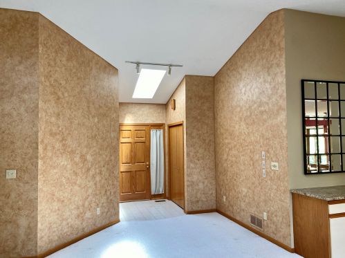 313 Wedgewood Ct, Bellefontaine OH  43311-2767 exterior