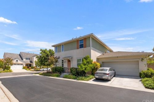 216 Compass, Irvine CA  92618-1154 exterior