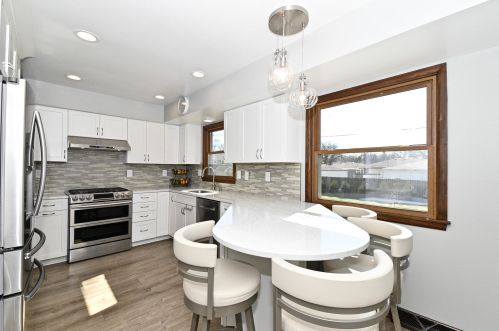 3823 Birchwood Ave, Milwaukee, WI 53221-3931