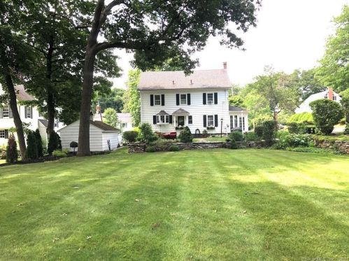 56 Elwood Rd, Manchester, CT 06040-4512