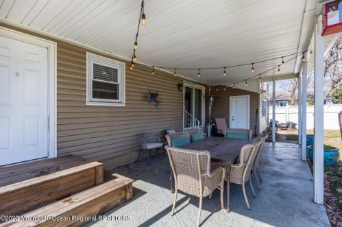 319 Spruce Dr, Bricktown NJ  08723-5948 exterior