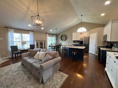 992 Carspen Ln, Florence, KY 41042-4779