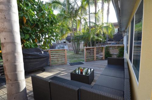 1160 Grand Ave, San Diego CA 92109-4272 exterior