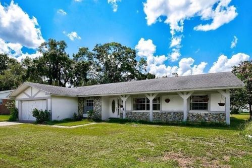 122 Elm Sq, Lakeland, FL 33813-3526