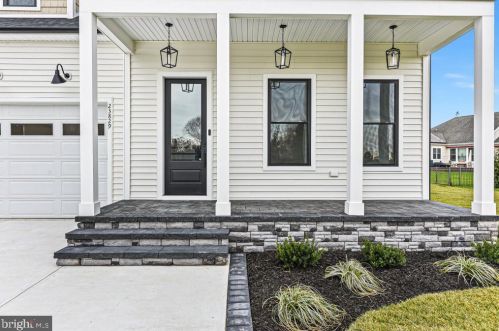 23829 Seagrass Ln, Lewes, DE 19958-5692