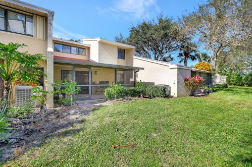 1641 Xing Cir, Palm City FL  34990-2460 exterior