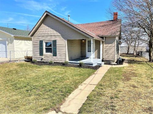 126 Depot St, West Jefferson, OH 43162-1220