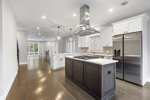 255 Wayne Ave, Cliffside Park NJ  07010-2608 exterior