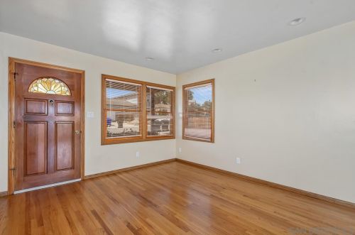 4239 60th St, San Diego, CA 92115-5438