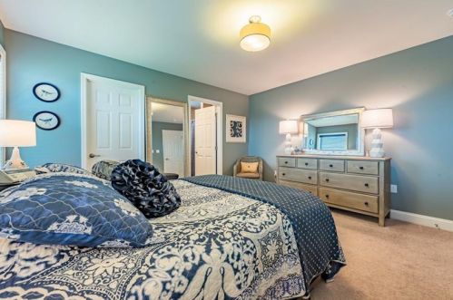 208 Rolling Hill Farm Dr, West Newton PA  15089-2809 exterior