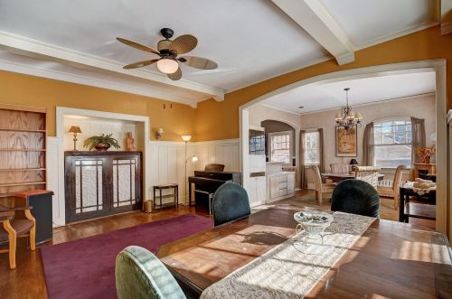 2540 Lk Dr, Milwaukee WI 53211-3808 exterior