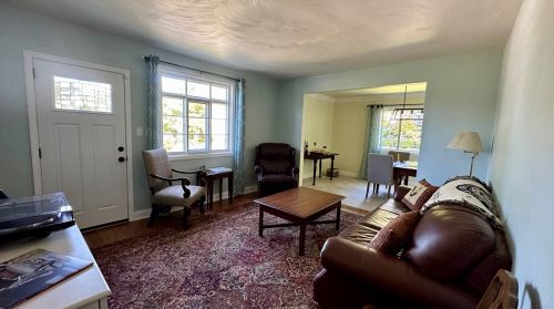 493 Birch Way, New Kensington PA  15068-5037 exterior