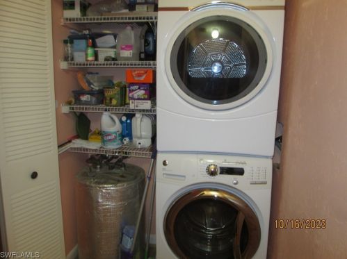 25 Dawn Flower Cir, Lehigh Acres FL 33936-7356 exterior