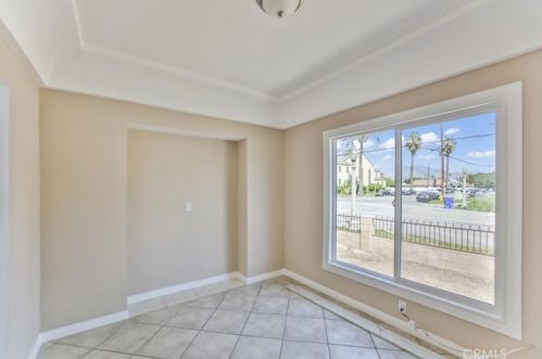 996 Arrowhead Ave, San Bernardino CA  92408-2009 exterior