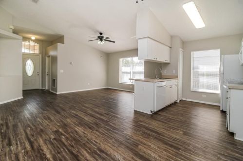 1487 Woodwind Dr, Apopka FL  32703-7244 exterior